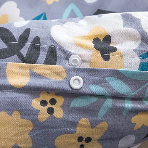 Button Closures on Quilt cover