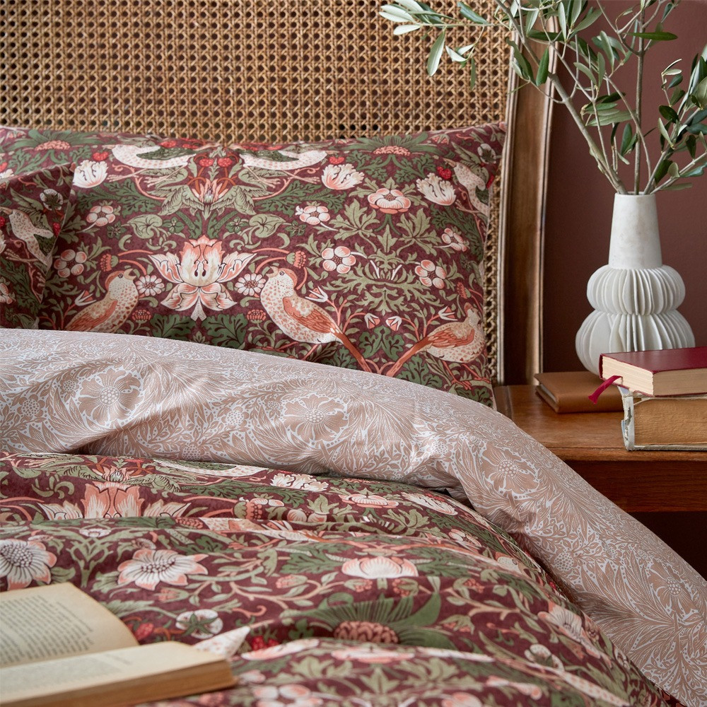 William Morris At Home Strawberry Thief Cotton Quilt Cover Set