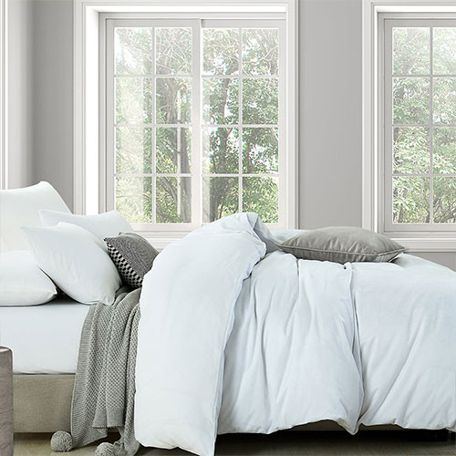Royal Comfort Velvet Quilt Cover Set White Pillowcases