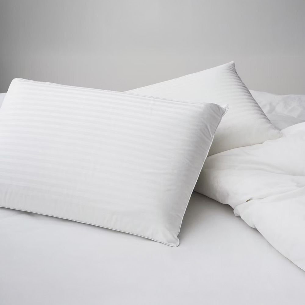 Dunlopillo Luxurious Classic Latex Pillow Medium Profile and Medium Feel Lifestyle Image