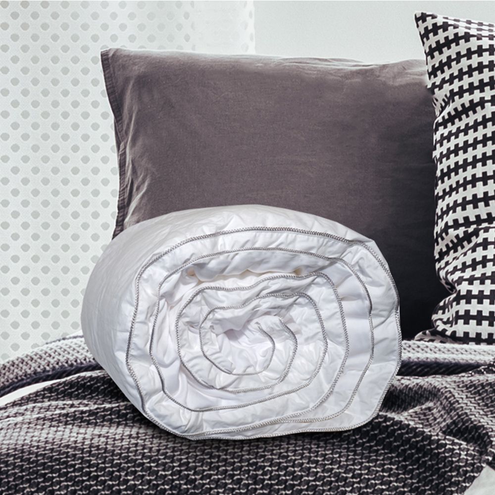 Jaspa Infinity MicroPol 350 GSM Quilt