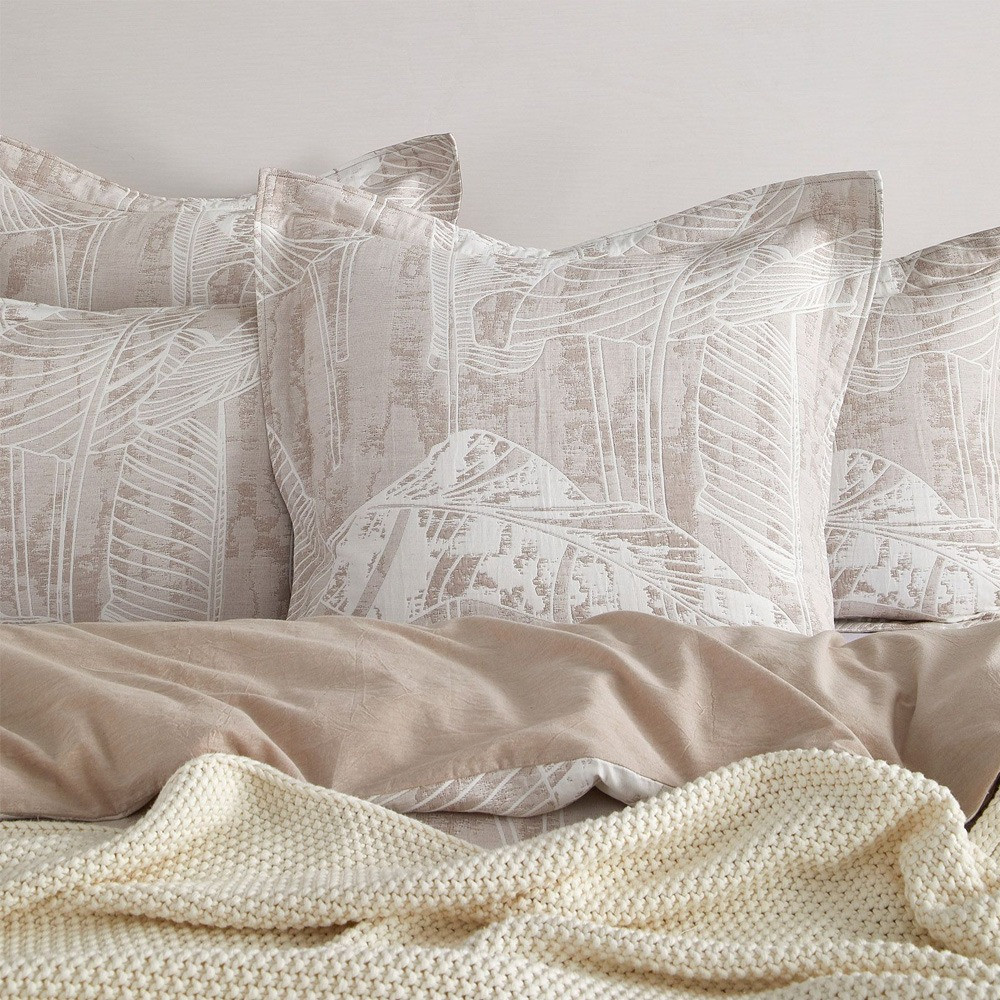 Intricate jacquard weaving