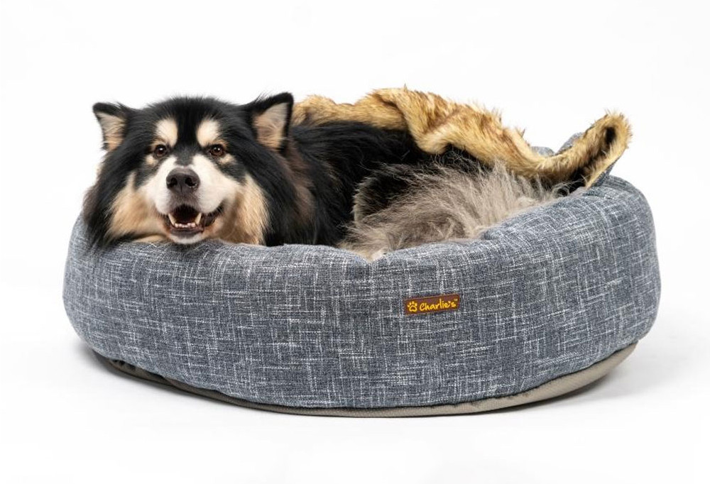Charlie's Pet VIP Hooded Wolf Round Bed Nest