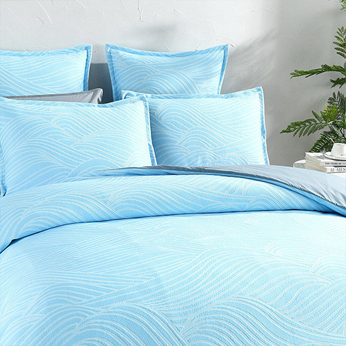 Renee Taylor Oscillate Jacquard Quilt Cover Set