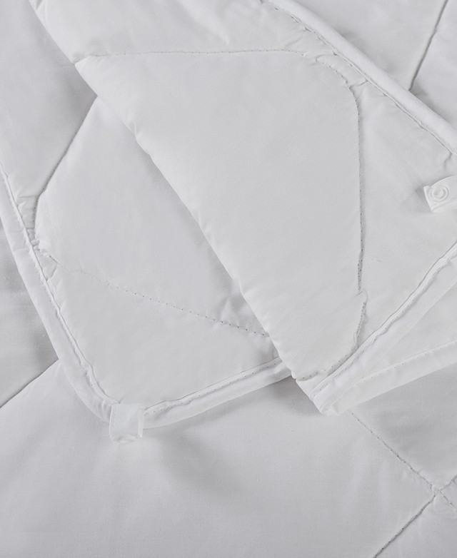 Dreamaker All Season 2 Piece Wool Quilt