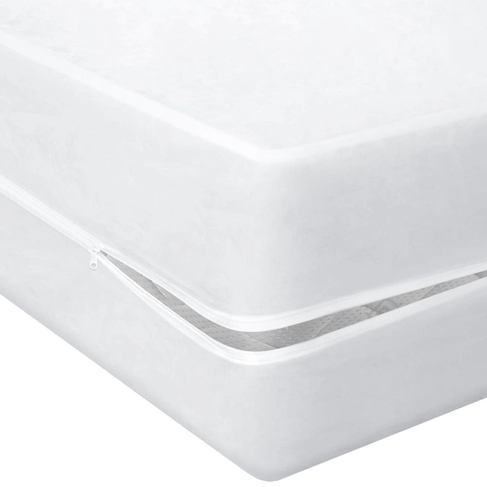 Ubio Vinyl Mattress Protector Lifestyle 2