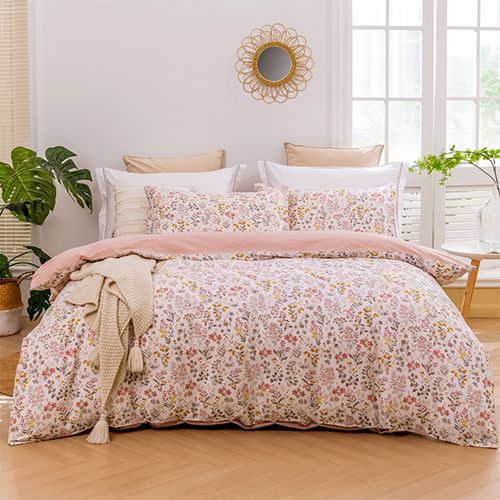 Dreamaker Cottage Flowers 100% Cotton Reversible Quilt Cover Set