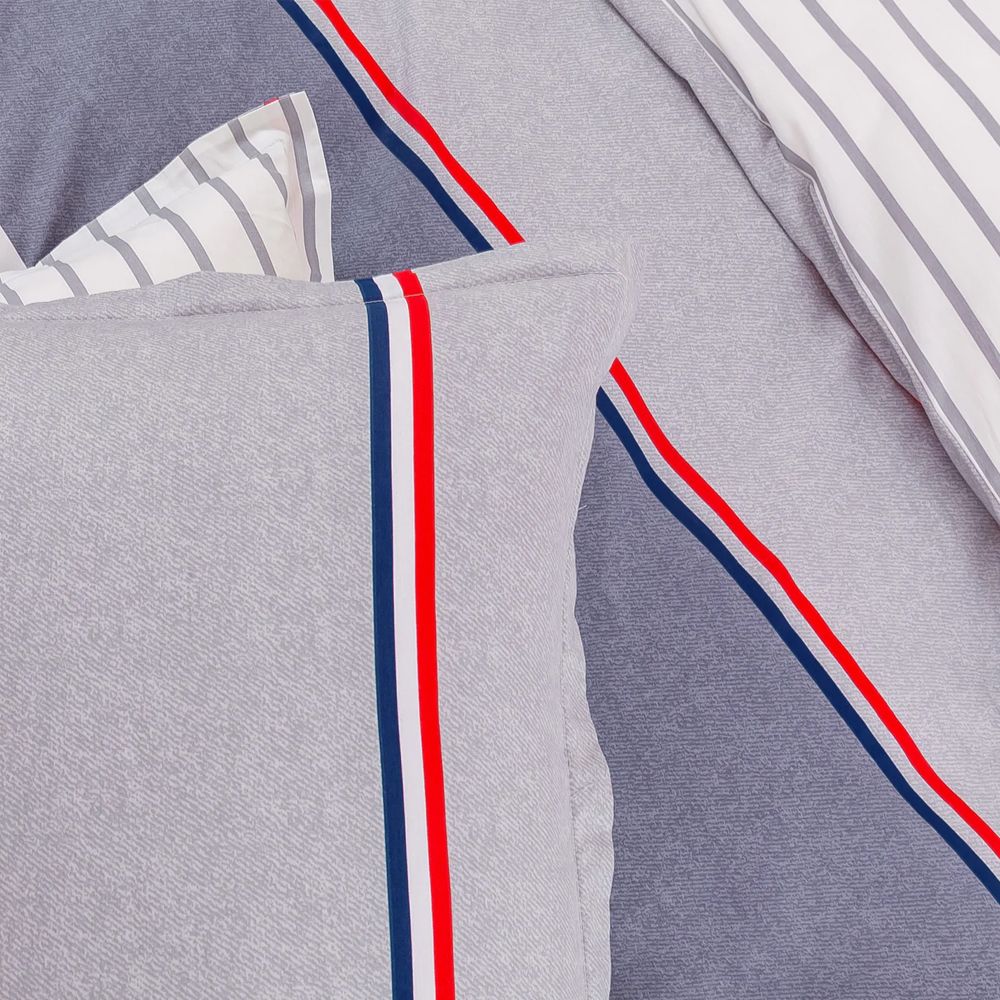 Dreamaker Tommy 100% Cotton Reversible Quilt Cover Set