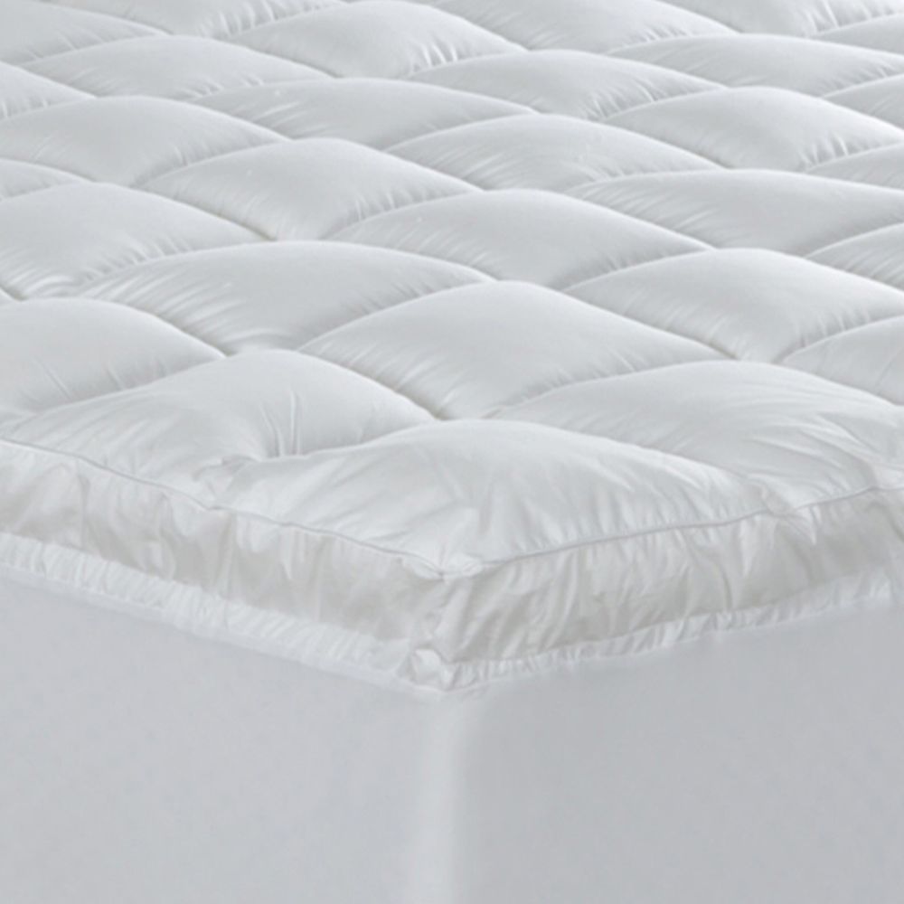 Bianca Relax Right 1000 GSM Microfibre Mattress Topper Lifestyle 3