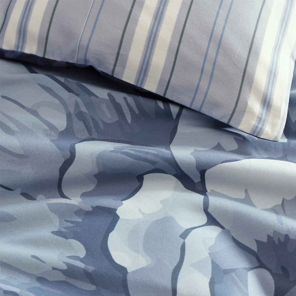 Elyce lilac floral and stripe print detail