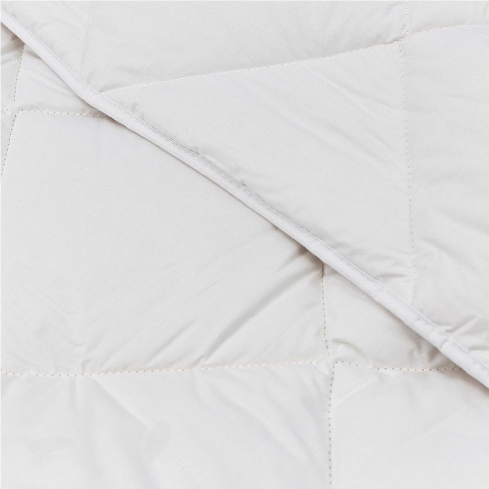 Tontine Merino Wool Quilt Close Up