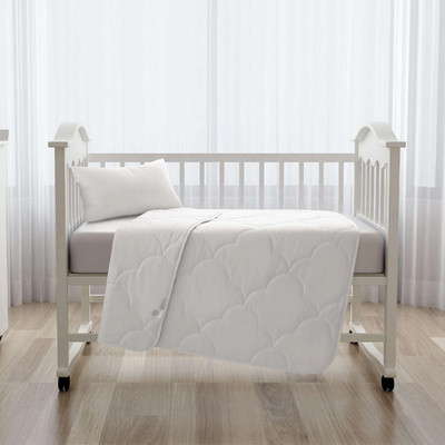 Lightweight Summer Cotton Cot Quilt 250gsm Packaging