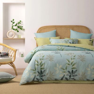 Dreamaker Penelope 100% Cotton Reversible Quilt Cover Set