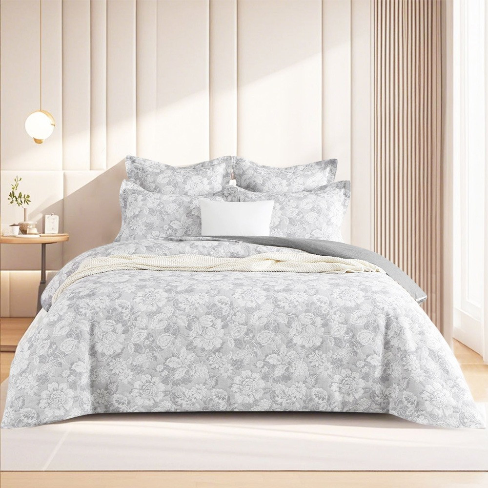 Renee Taylor Sigma Jacquard Quilt Cover Set
