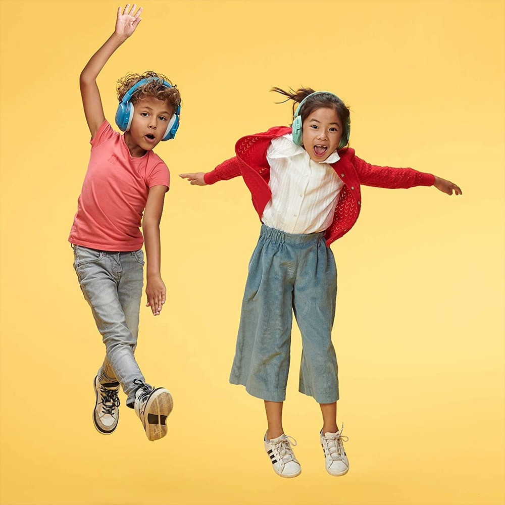 Alpine Muffy Kids Earmuffs Lifestyle