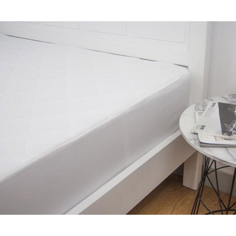 Ardor Microfibre Fitted Mattress Protector Lifestyle