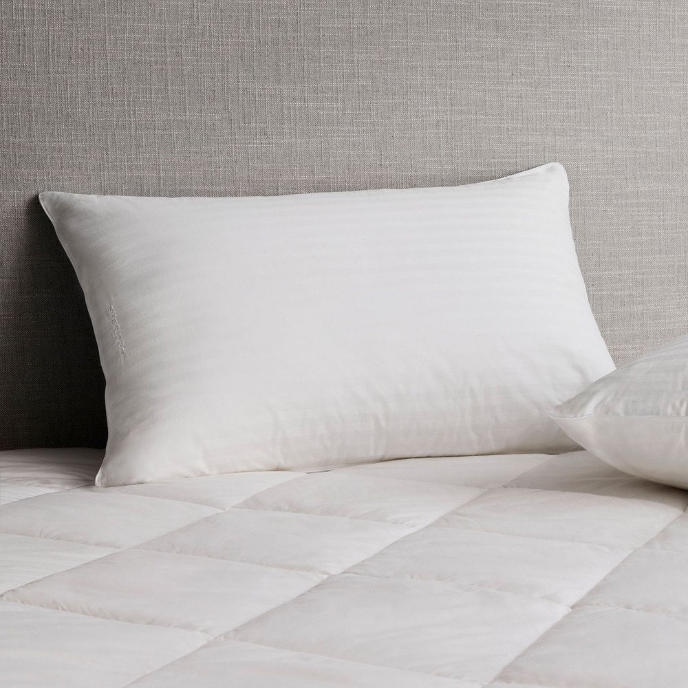 Sheridan Deluxe 50% White Goose Feather and Down Pillow Standard
