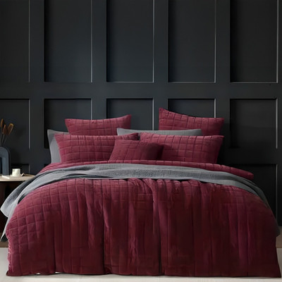 Logan and Mason Apollo Velvet Square Quilted Quilt Cover Set Cilantro