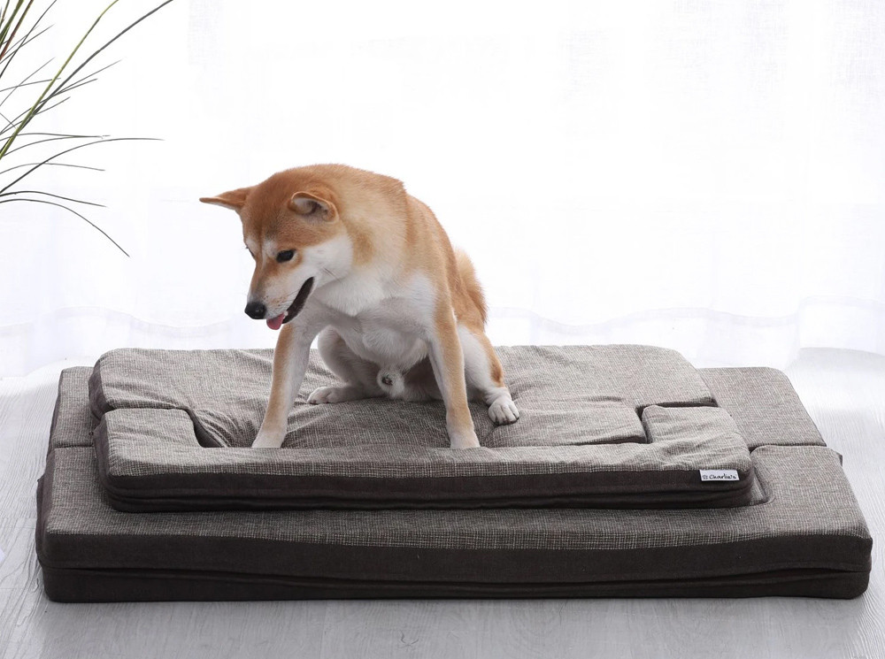 Charlie's Pet Padded Support Mat with Rectangular Bolster