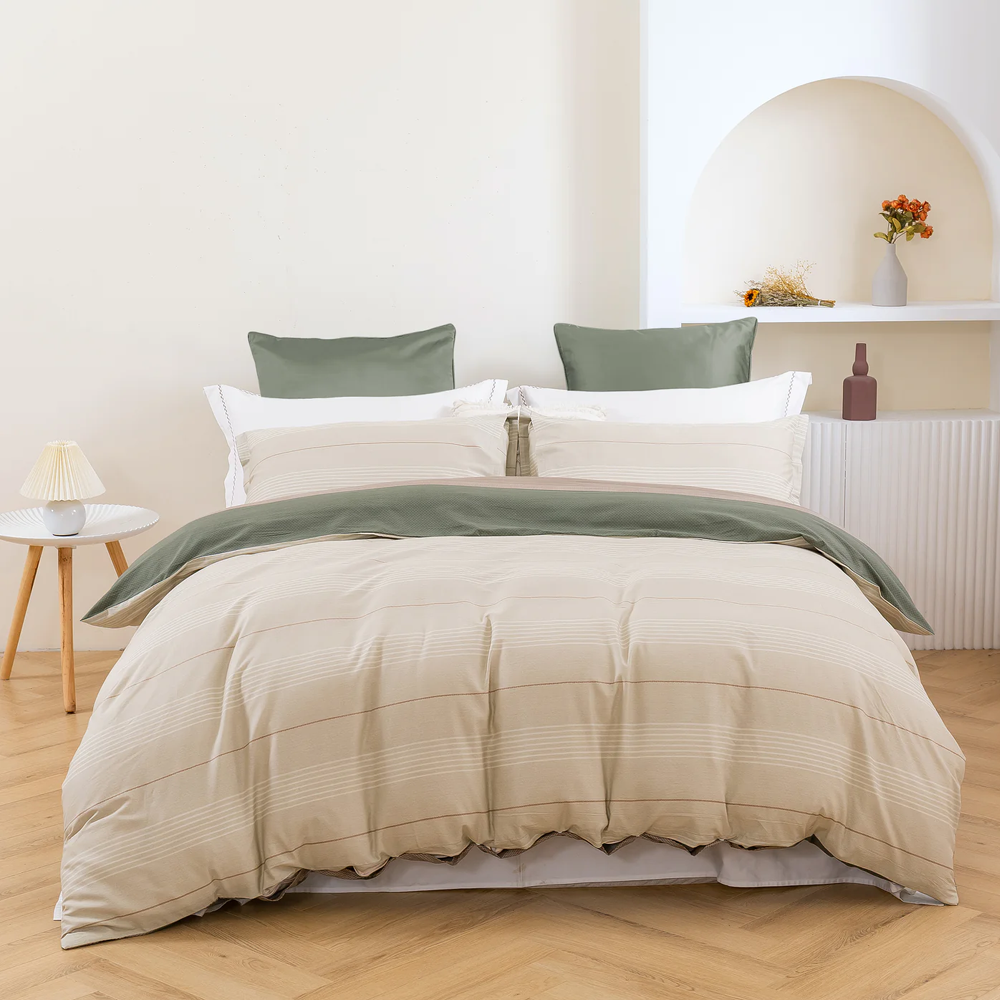 Dreamaker Canyon 100% Cotton Reversible Quilt Cover Set