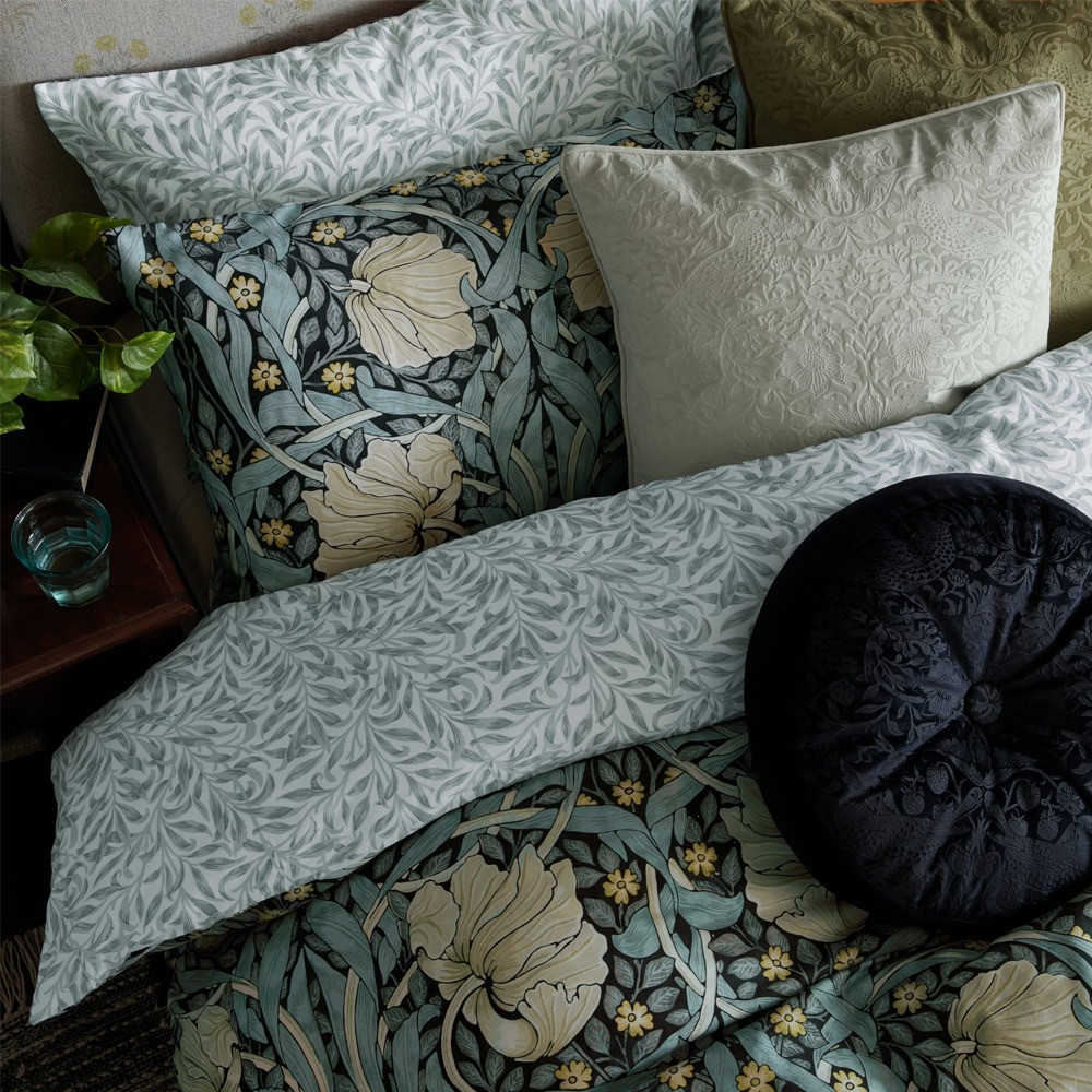 Crisp Cotton Percale with Knife Edge Finish