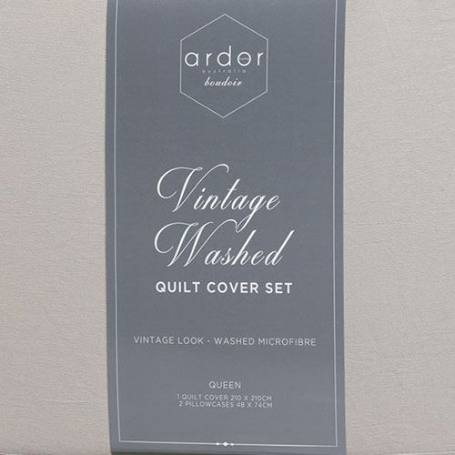 Luxurious Touch and Versatile Colors