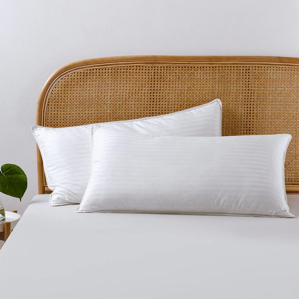 Dreamaker Hotel Collection Microfibre King Twin Pack Pillow