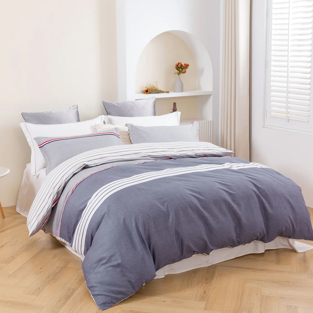 Dreamaker Tommy 100% Cotton Reversible Quilt Cover Set