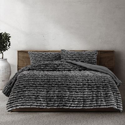 Ardor Boudoir Cole Ash Grey Faux Fur Quilt Cover Set