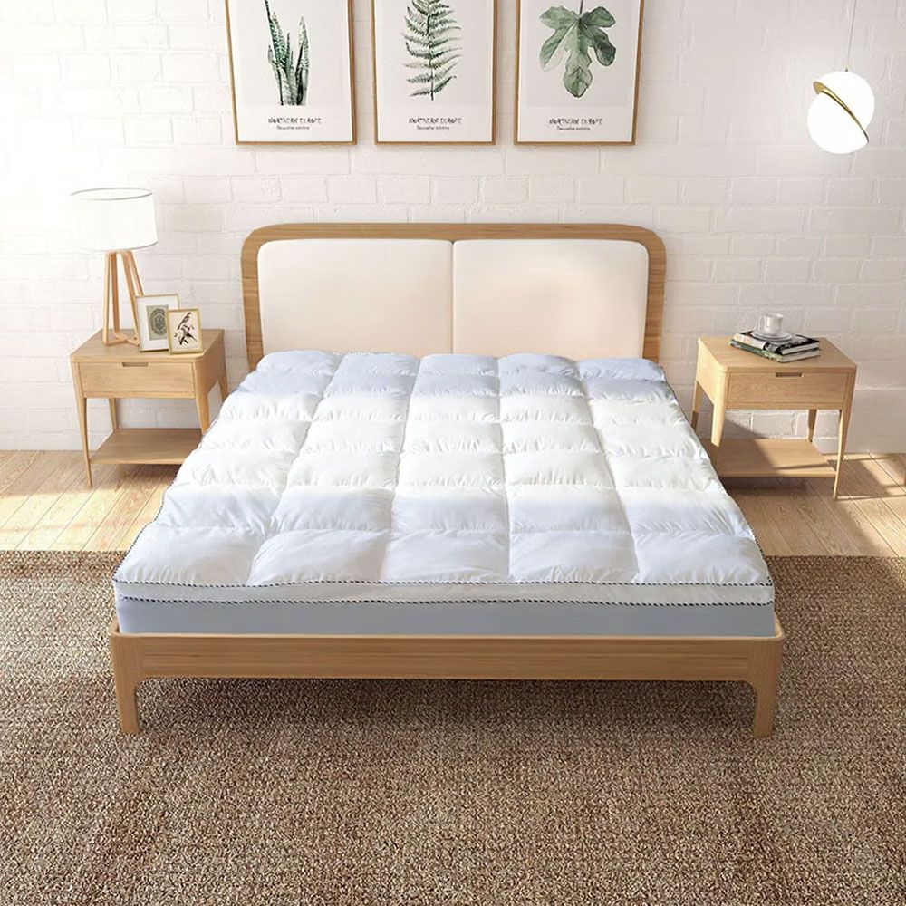 Royal Comfort Luxury Bamboo and Microfibre Mattress Topper 1000 GSM Base Image