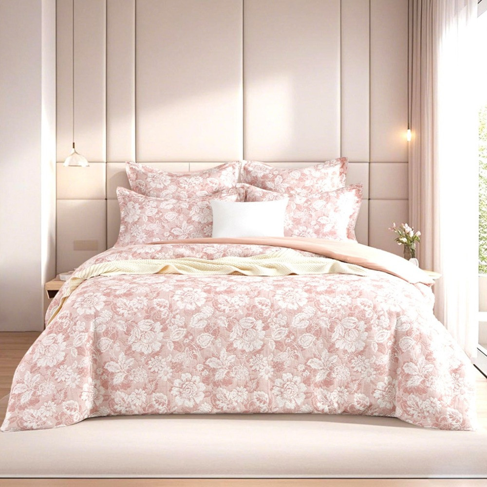 Renee Taylor Aura Jacquard Quilt Cover Set