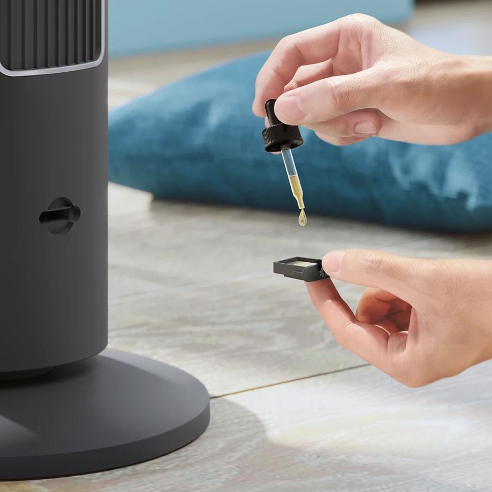 Philips Series 5000 Tower Fan Lifestyle